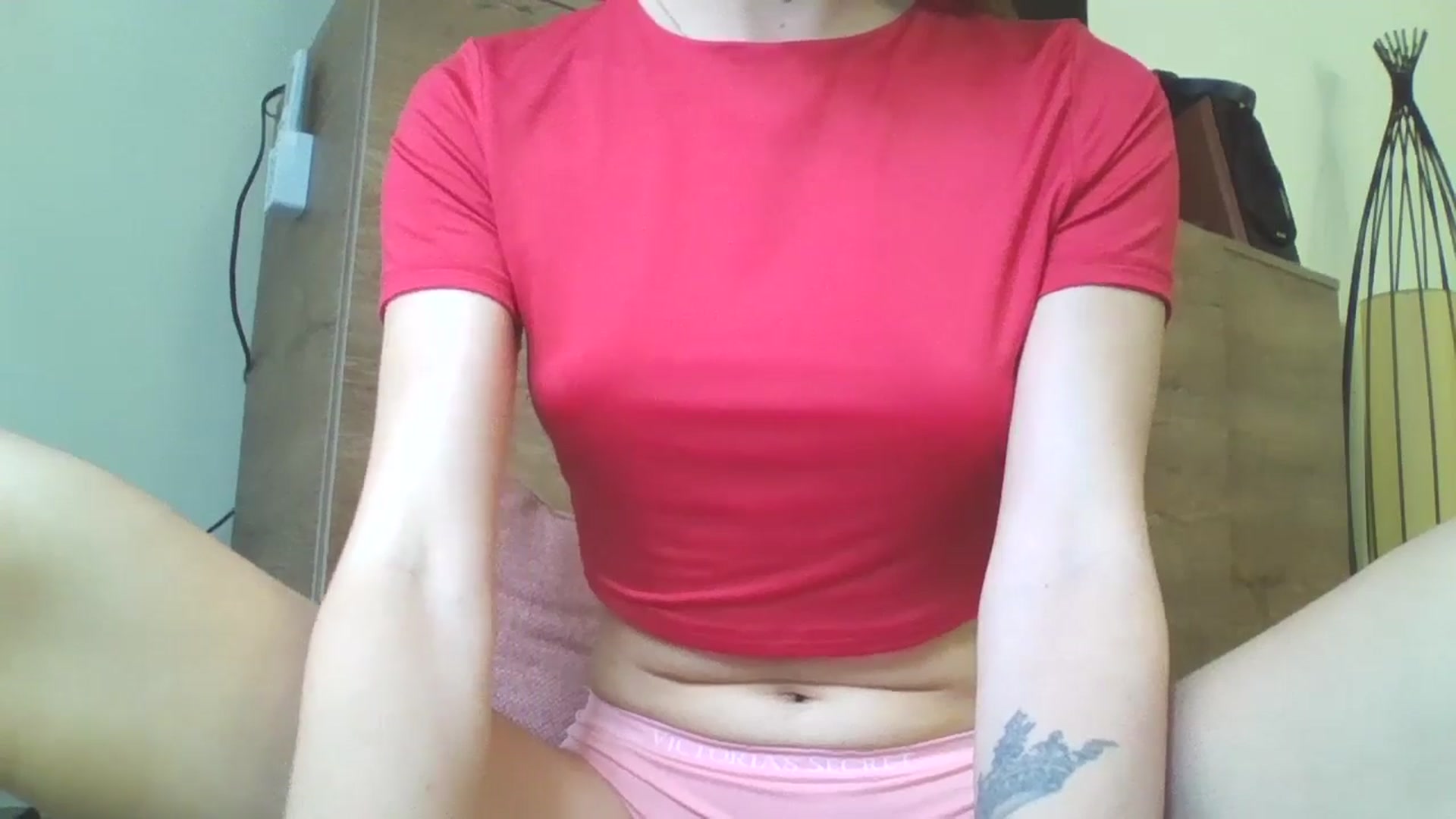 Gallery image thumbnail from Lilly_Kersus's myfreecams stream on, 11/04/2024, 11:07 image 8 of 20