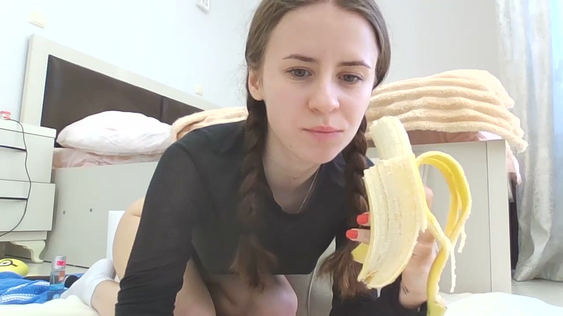 Gallery image thumbnail from Lilly_Kersus's myfreecams stream on, 02/03/2025, 14:08 image 12 of 20