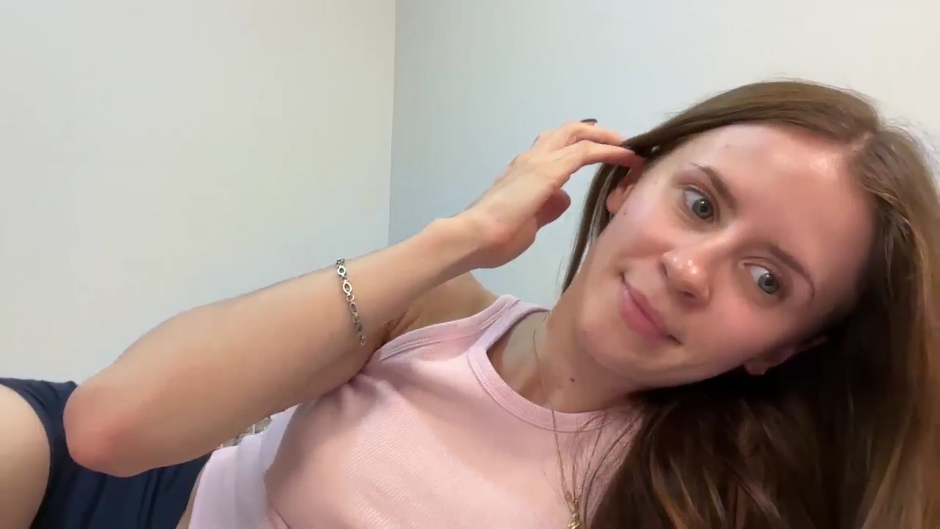 Gallery image thumbnail from Lilly_Kersus's myfreecams stream on, 09/29/2025, 12:54 image 18 of 20