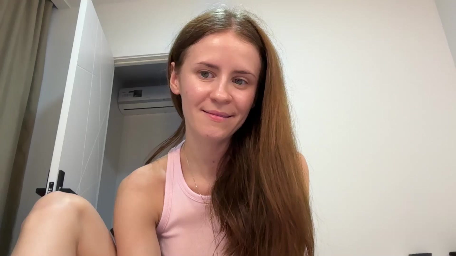 Gallery image thumbnail from Lilly_Kersus's myfreecams stream on, 09/29/2025, 15:02 image 11 of 20