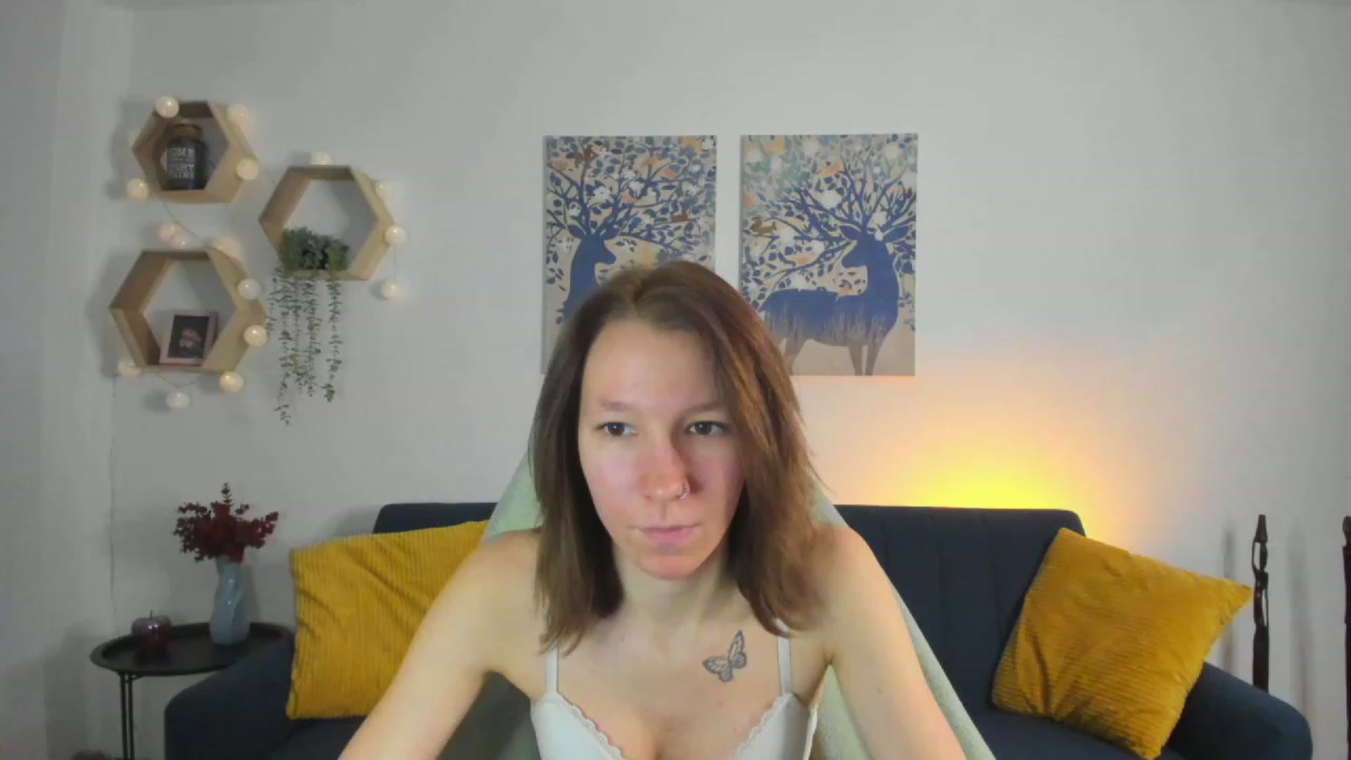Gallery image thumbnail from Lilly_Love18's myfreecams stream on, 02/18/2023, 16:30 image 7 of 20