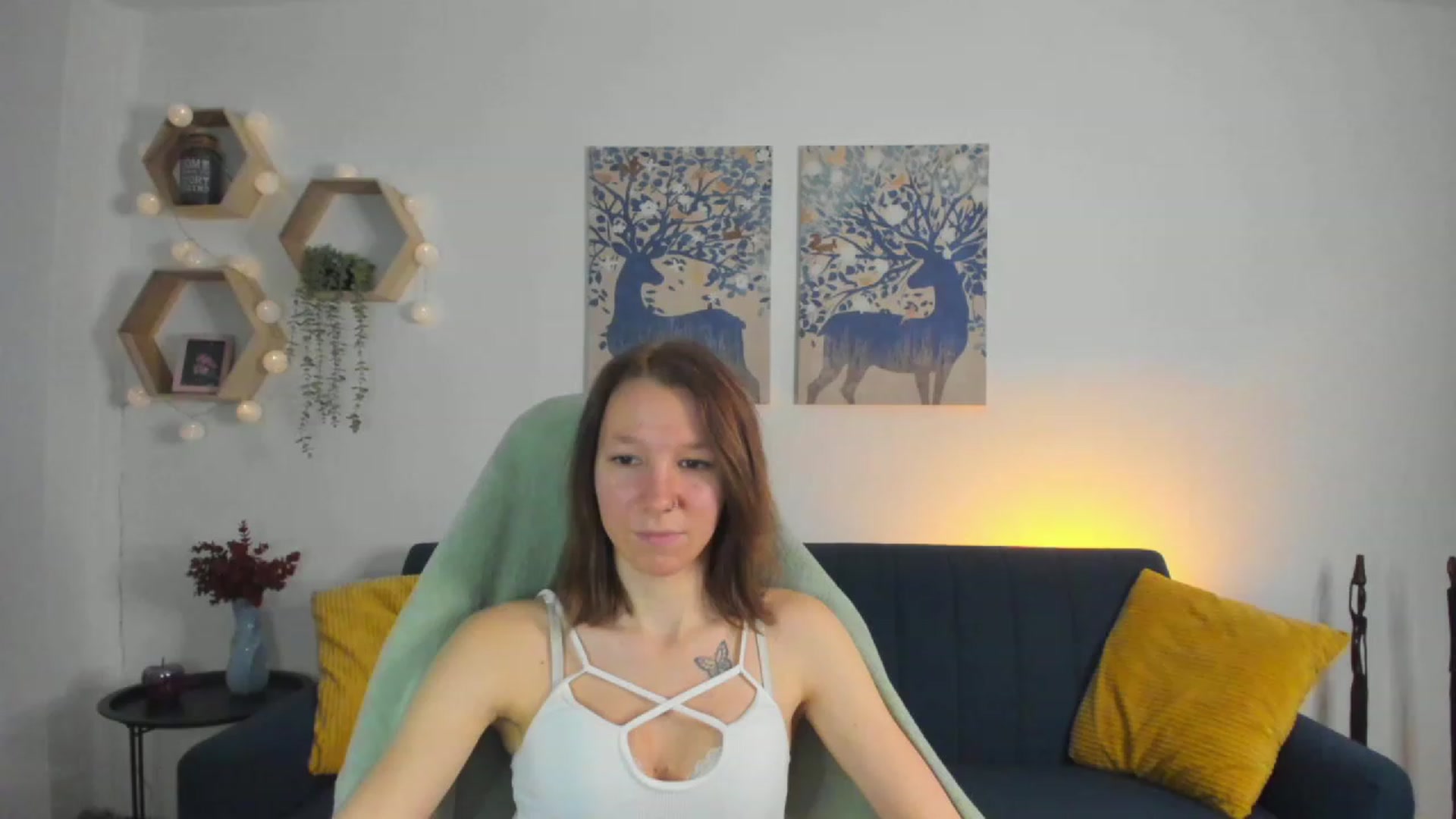 Gallery image thumbnail from Lilly_Love18's myfreecams stream on, 02/18/2023, 16:30 image 1 of 20