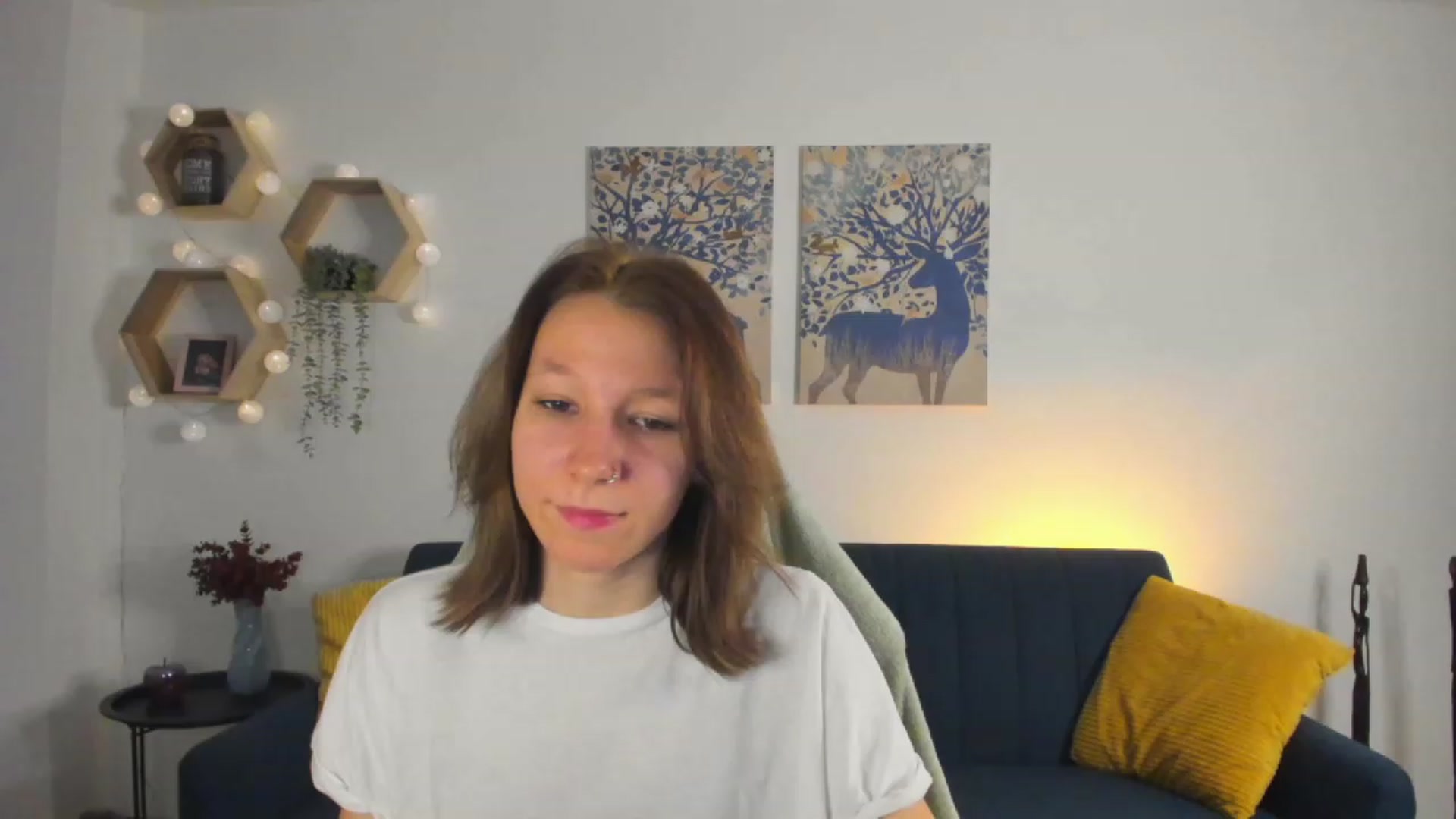 Gallery image thumbnail from Lilly_Love18's myfreecams stream on, 02/19/2023, 15:06 image 4 of 20