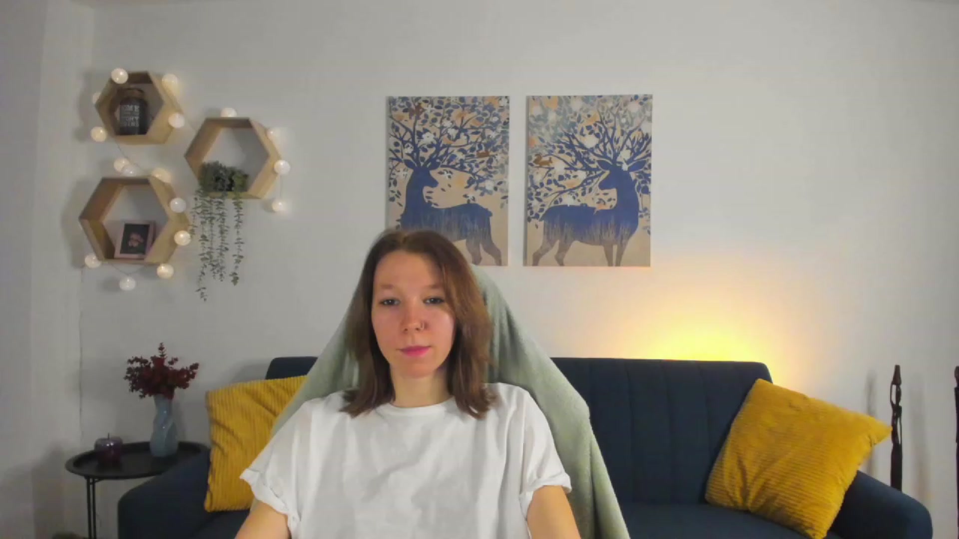 Gallery image thumbnail from Lilly_Love18's myfreecams stream on, 02/19/2023, 15:06 image 5 of 20