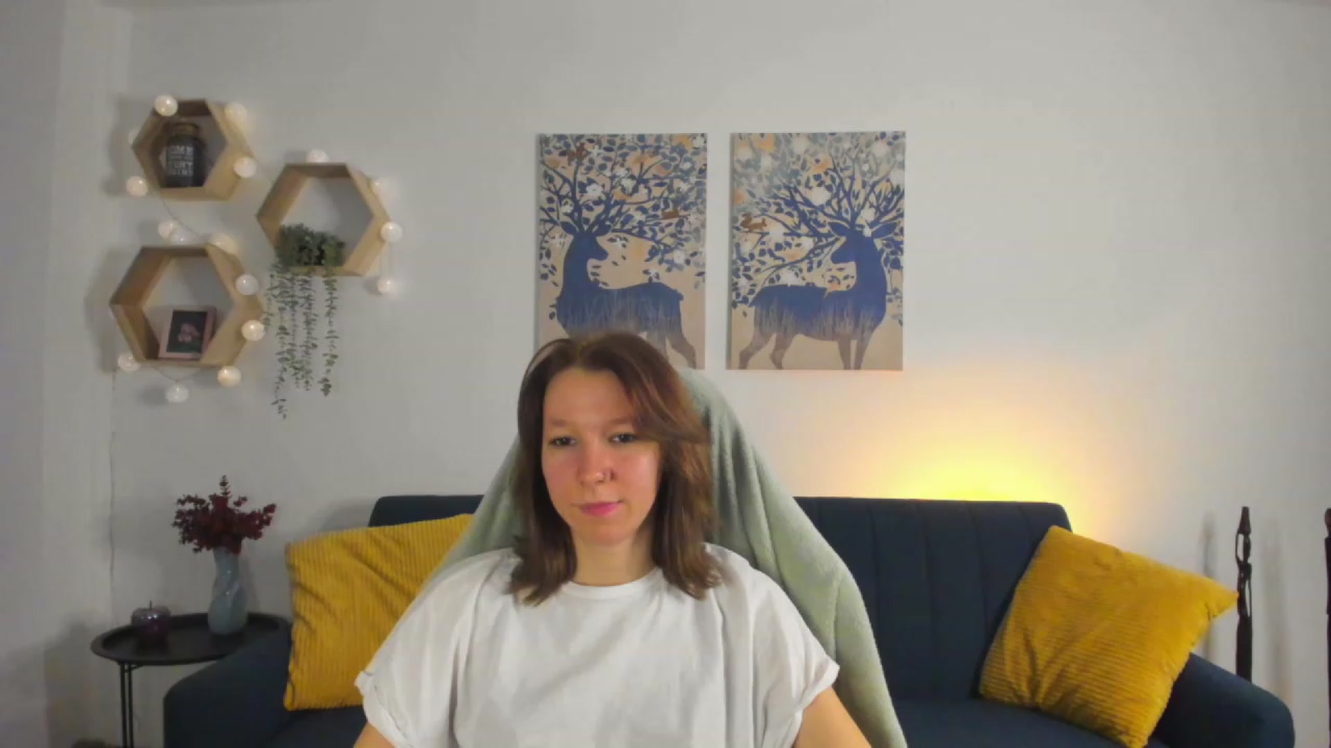Gallery image thumbnail from Lilly_Love18's myfreecams stream on, 02/19/2023, 15:06 image 16 of 20
