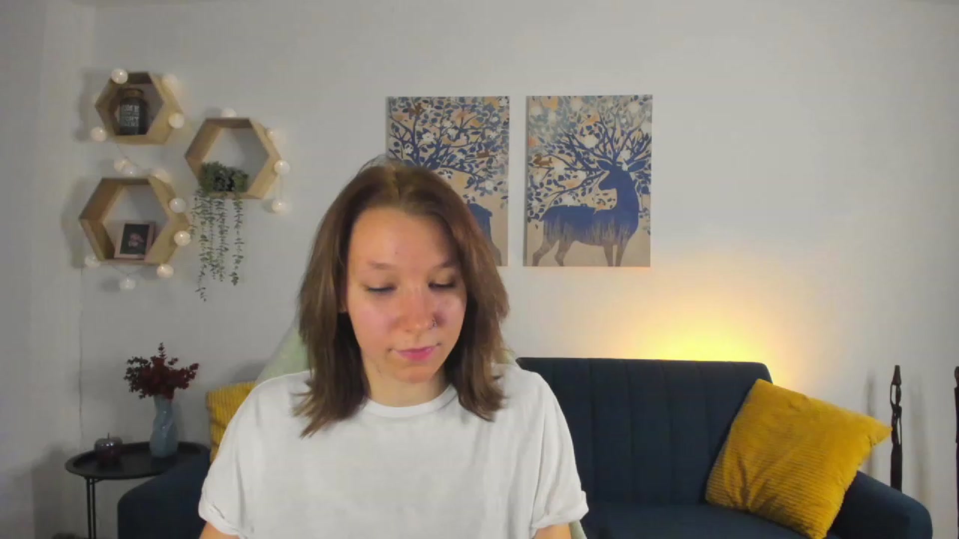 Gallery image thumbnail from Lilly_Love18's myfreecams stream on, 02/19/2023, 15:06 image 11 of 20