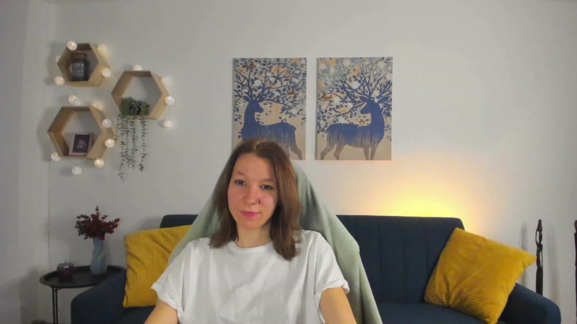 Gallery image thumbnail from Lilly_Love18's myfreecams stream on, 02/19/2023, 15:06 image 6 of 20