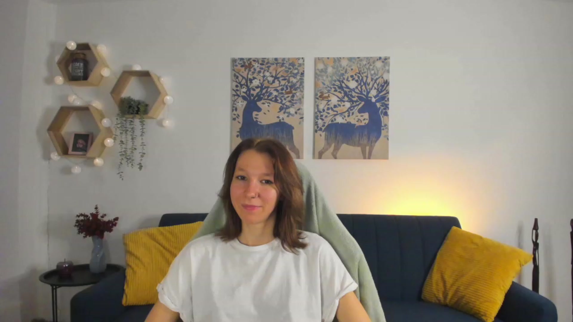 Gallery image thumbnail from Lilly_Love18's myfreecams stream on, 02/19/2023, 16:28 image 1 of 20