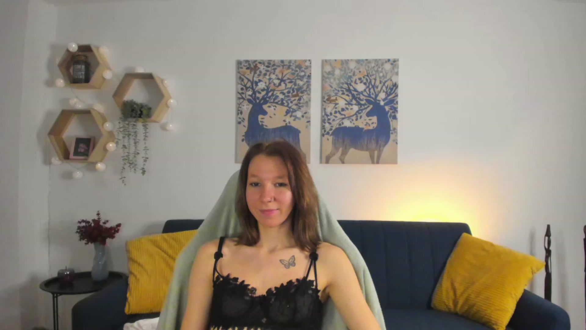 Gallery image thumbnail from Lilly_Love18's myfreecams stream on, 02/19/2023, 16:28 image 11 of 20