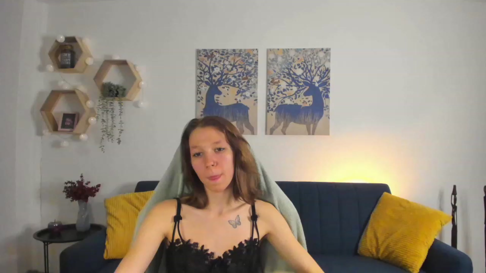 Gallery image thumbnail from Lilly_Love18's myfreecams stream on, 02/19/2023, 18:18 image 20 of 20