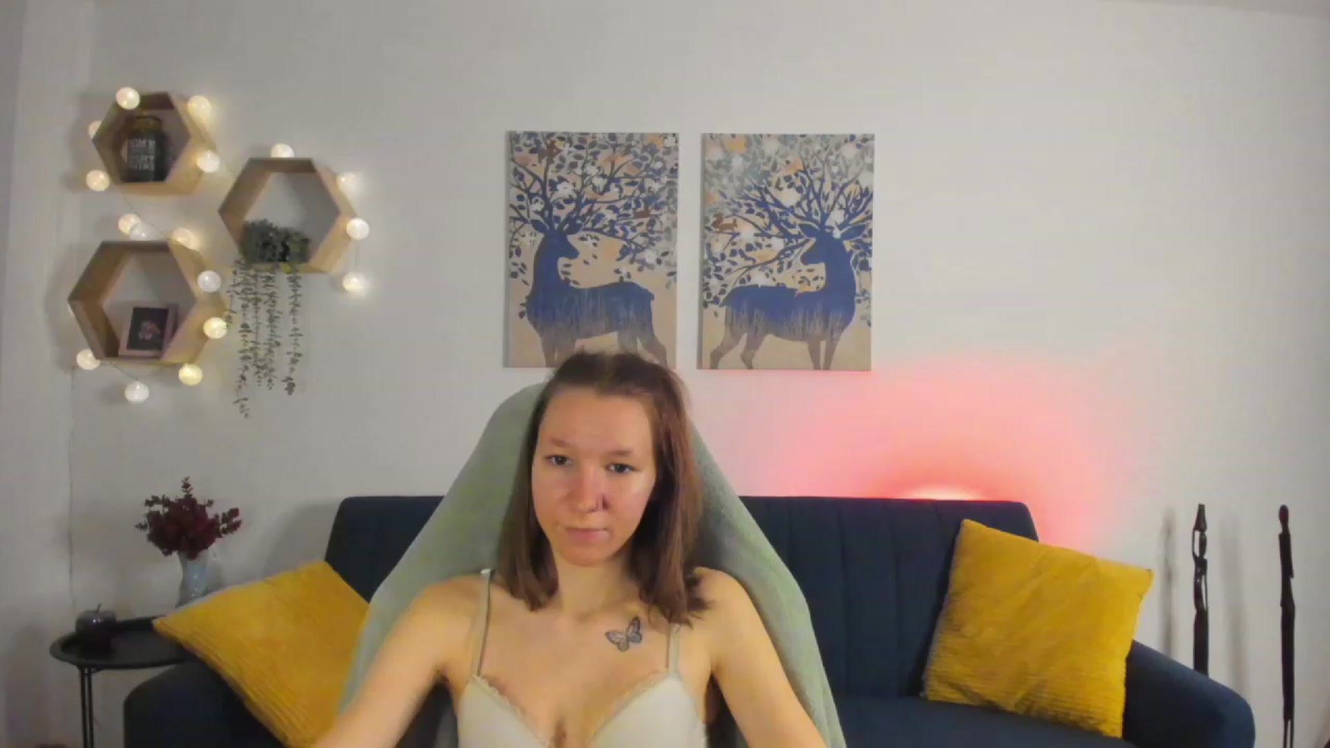Gallery image thumbnail from Lilly_Love18's myfreecams stream on, 02/22/2023, 15:58 image 1 of 20