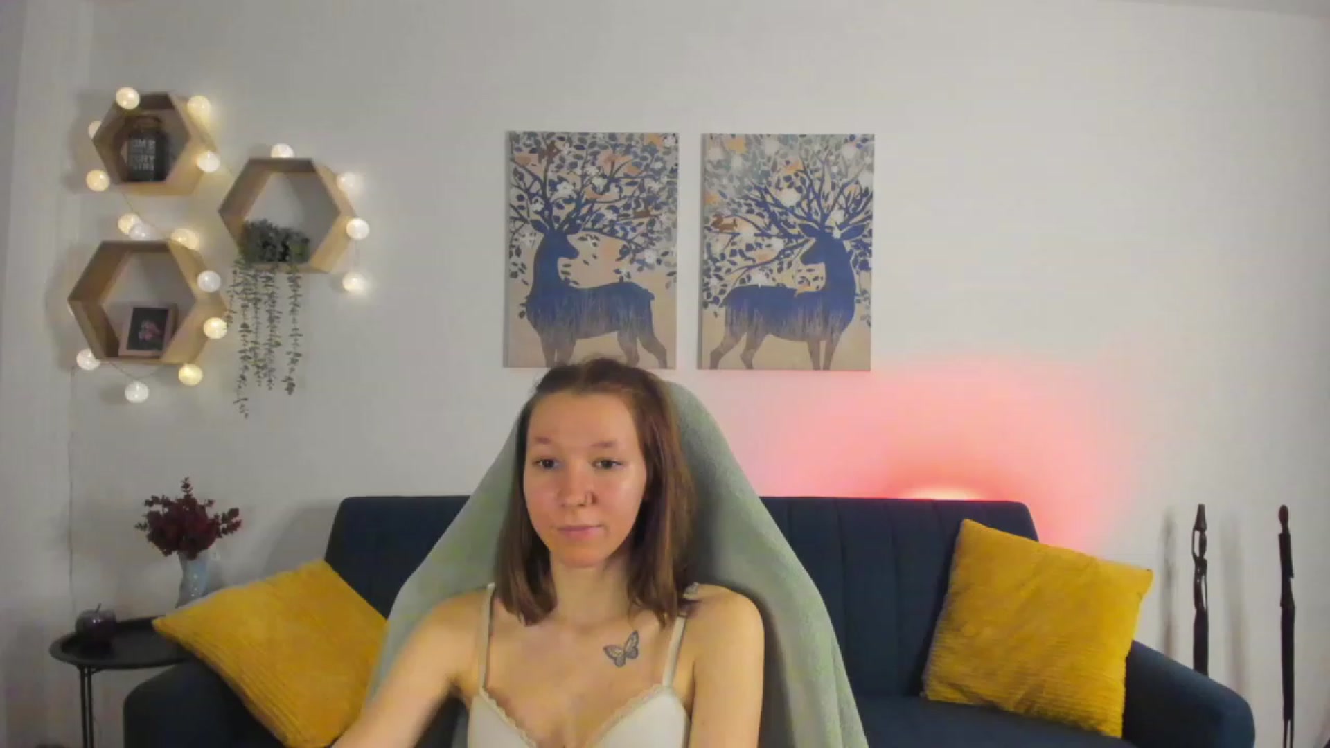 Gallery image thumbnail from Lilly_Love18's myfreecams stream on, 02/22/2023, 15:58 image 5 of 20