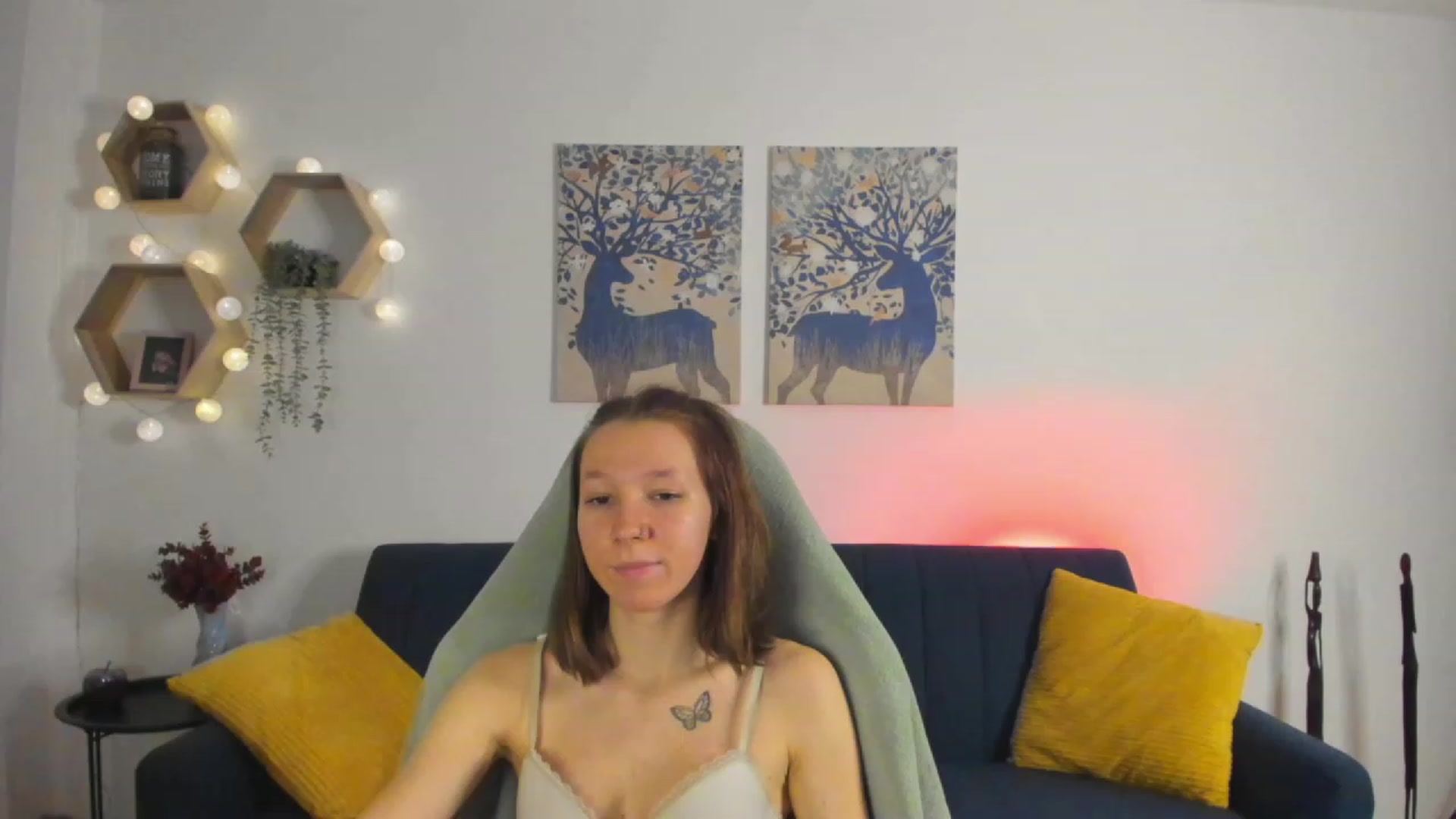 Gallery image thumbnail from Lilly_Love18's myfreecams stream on, 02/22/2023, 15:58 image 4 of 20