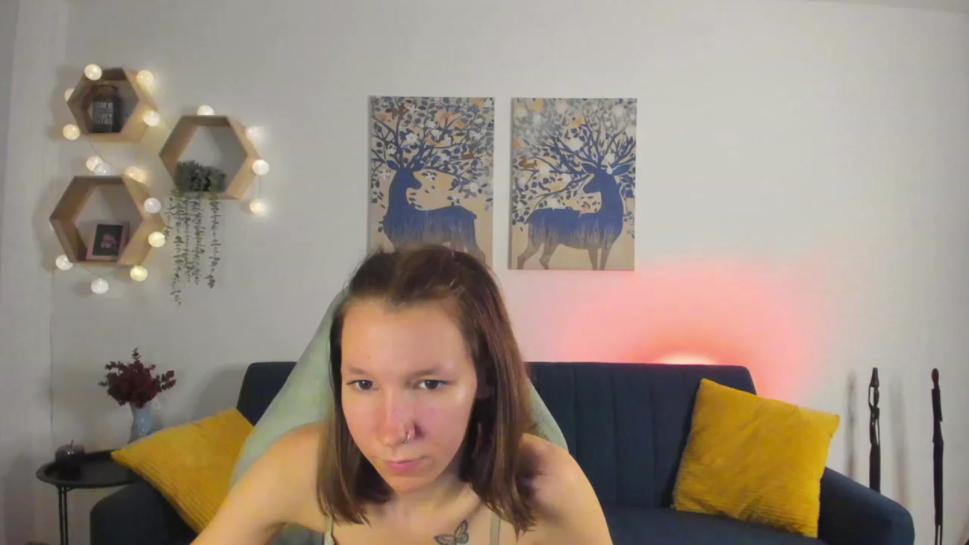 Gallery image thumbnail from Lilly_Love18's myfreecams stream on, 02/22/2023, 19:04 image 9 of 20