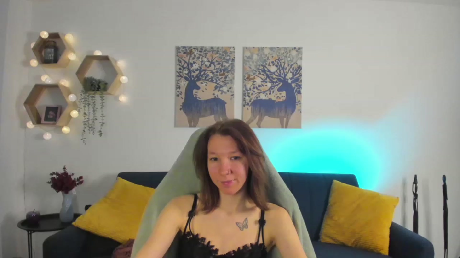 Gallery image thumbnail from Lilly_Love18's myfreecams stream on, 02/23/2023, 15:14 image 11 of 20
