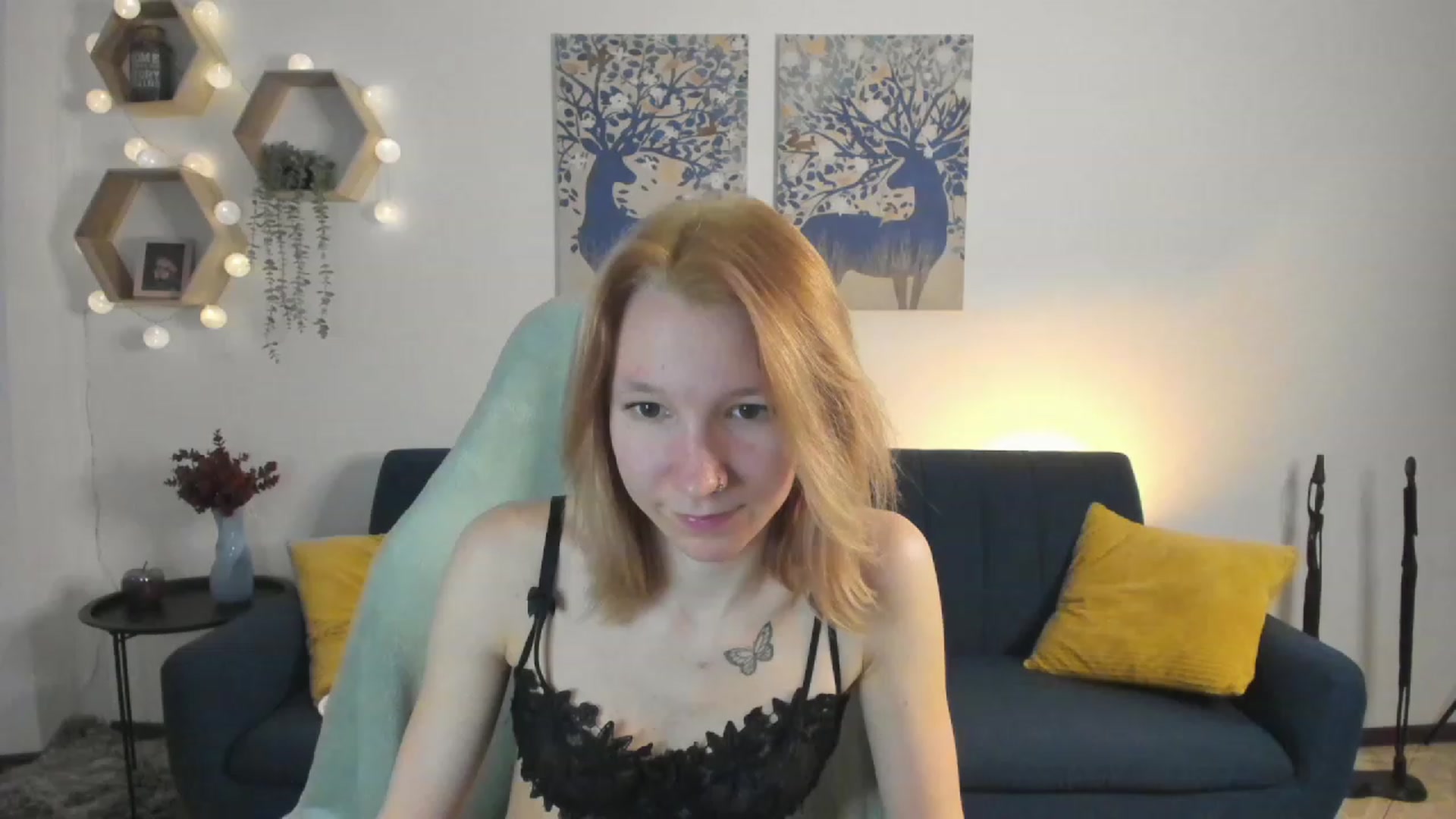Gallery image thumbnail from Lilly_Love18's myfreecams stream on, 02/28/2023, 15:20 image 19 of 20