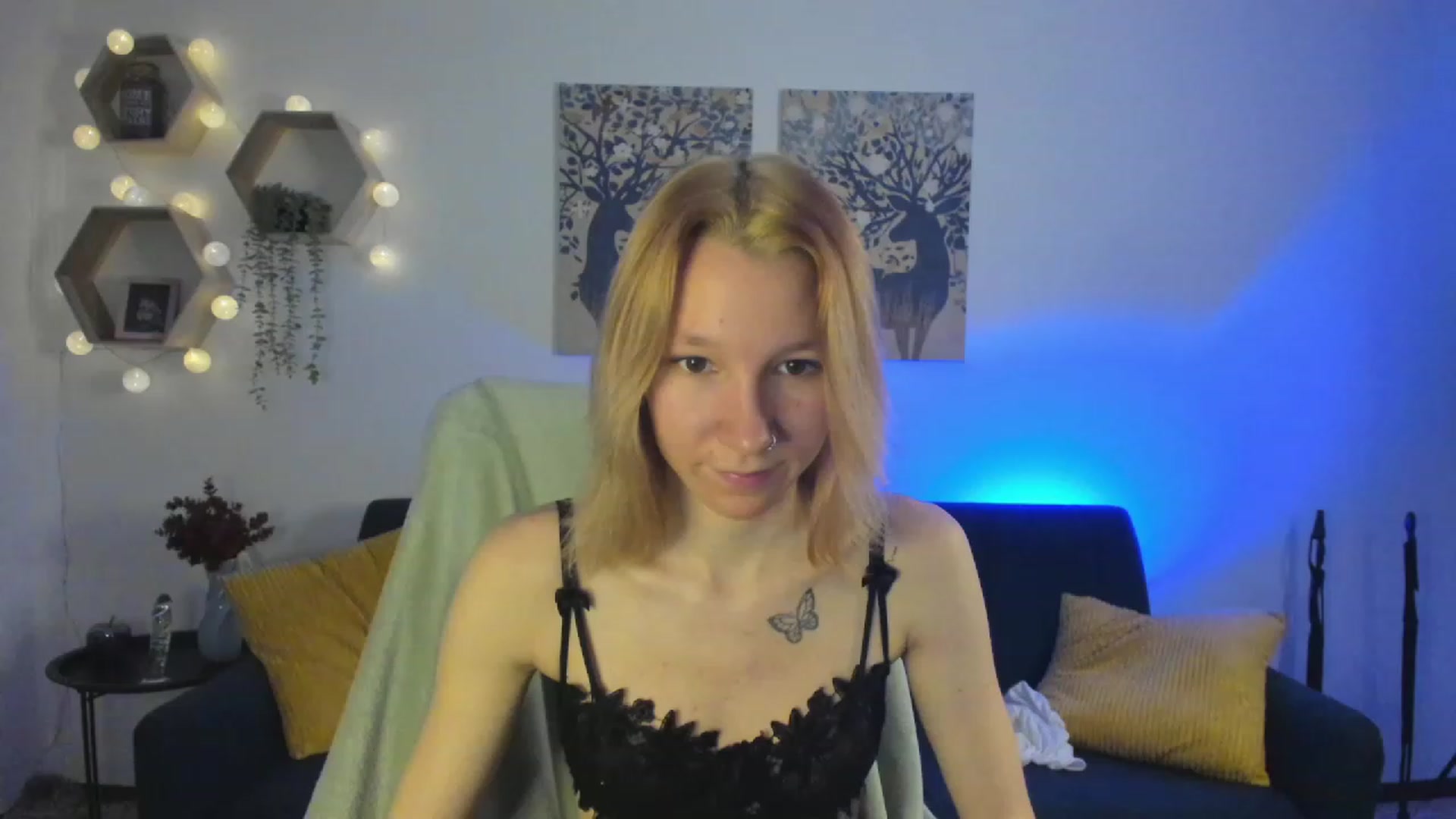 Gallery image thumbnail from Lilly_Love18's myfreecams stream on, 03/06/2023, 15:59 image 20 of 20