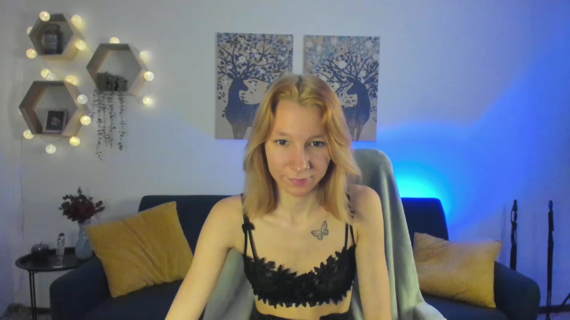 Gallery image thumbnail from Lilly_Love18's myfreecams stream on, 03/06/2023, 15:59 image 13 of 20