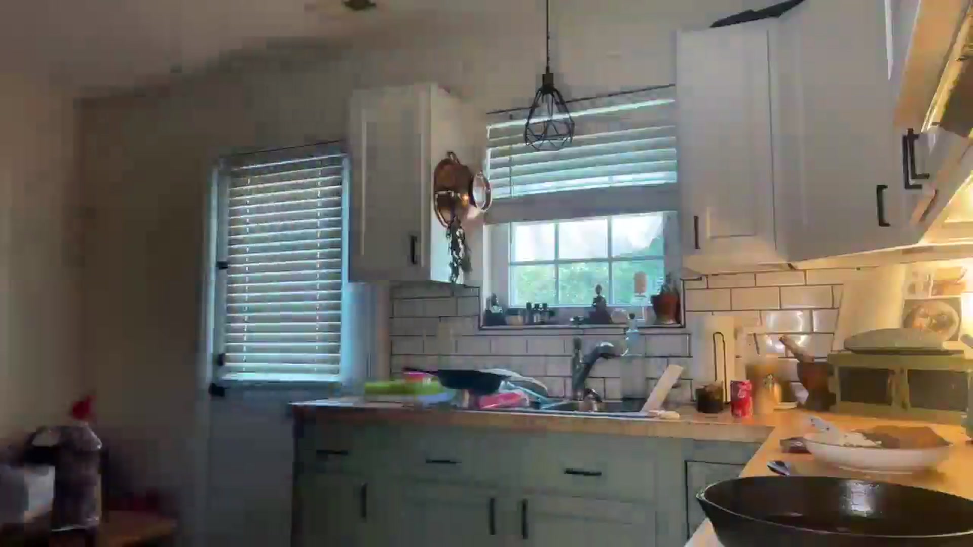 Gallery image thumbnail from Lillyavalon99's myfreecams stream on, 11/28/2025, 18:47 image 6 of 20