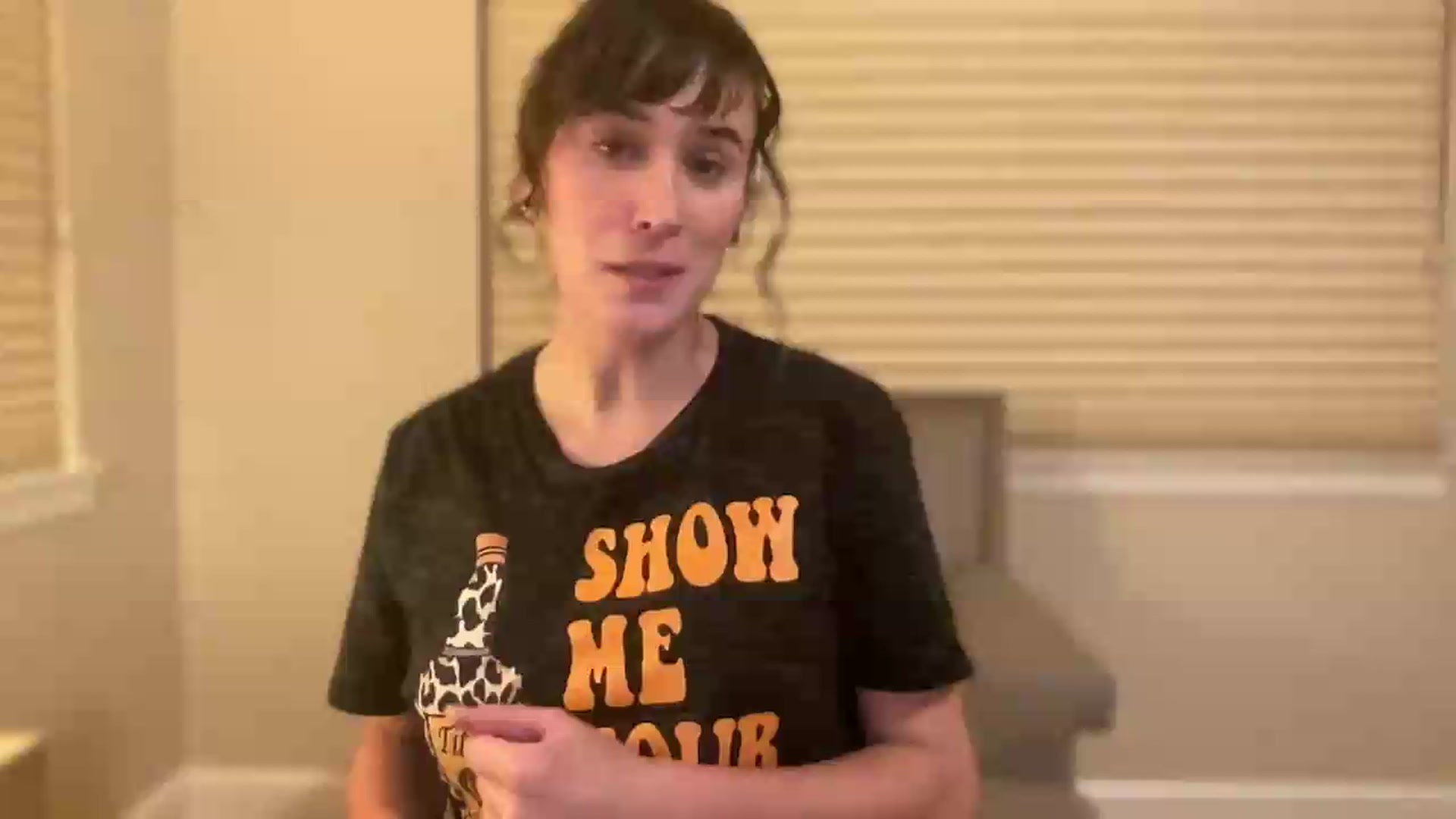 Gallery image thumbnail from Lillysinxx's myfreecams stream on, 08/31/2026, 10:17 image 6 of 20