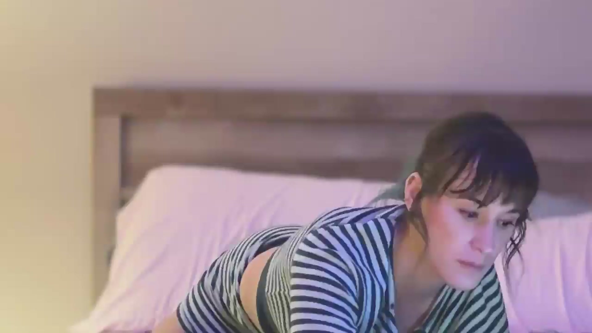 Gallery image thumbnail from Lillysinxx's myfreecams stream on, 09/09/2026, 13:03 image 4 of 20