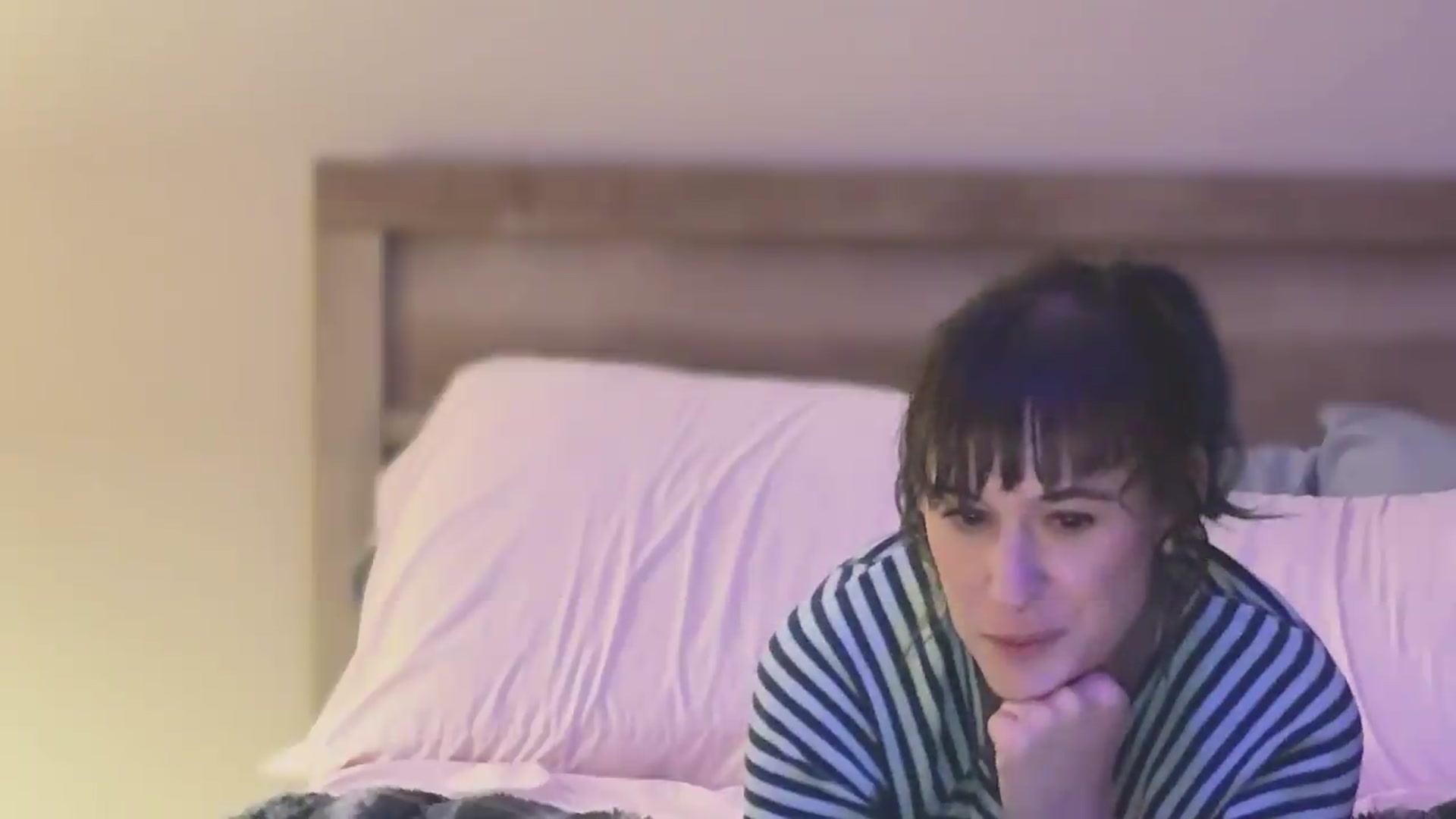 Gallery image thumbnail from Lillysinxx's myfreecams stream on, 09/09/2026, 13:03 image 11 of 20