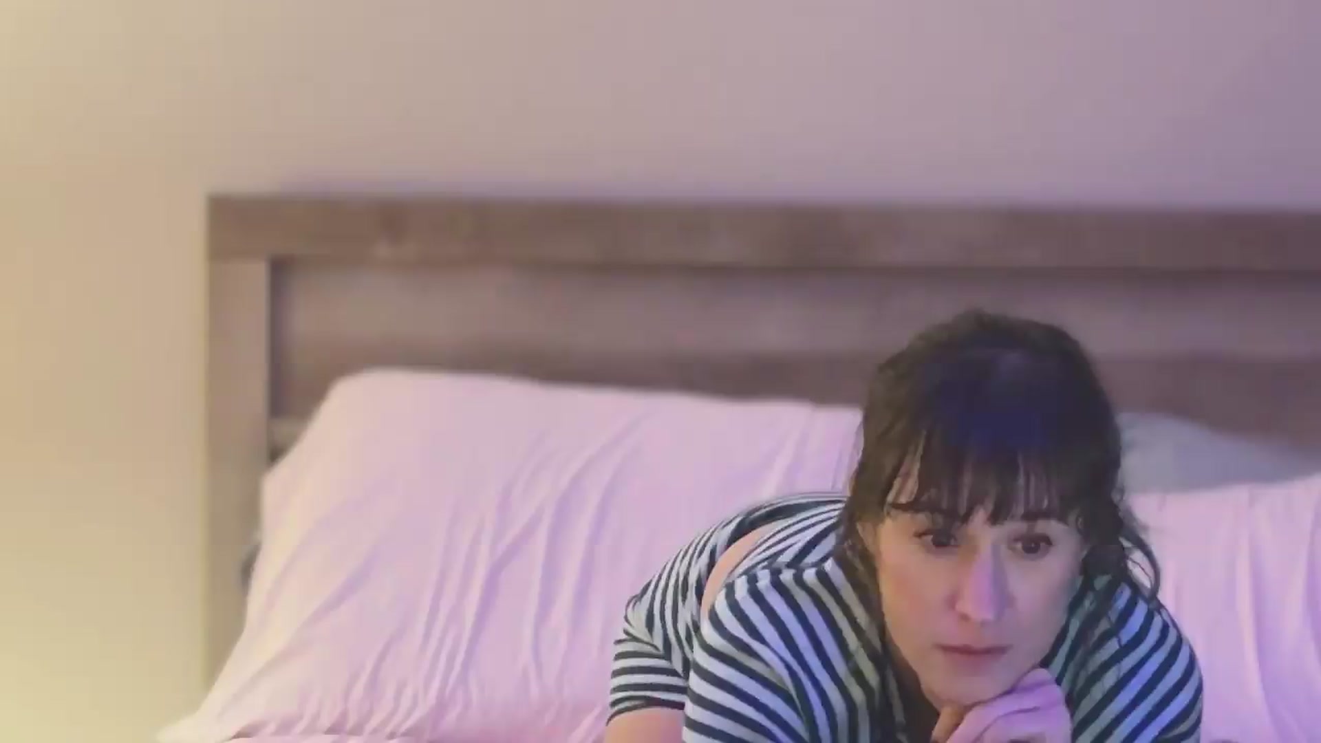 Gallery image thumbnail from Lillysinxx's myfreecams stream on, 09/09/2026, 13:03 image 5 of 20