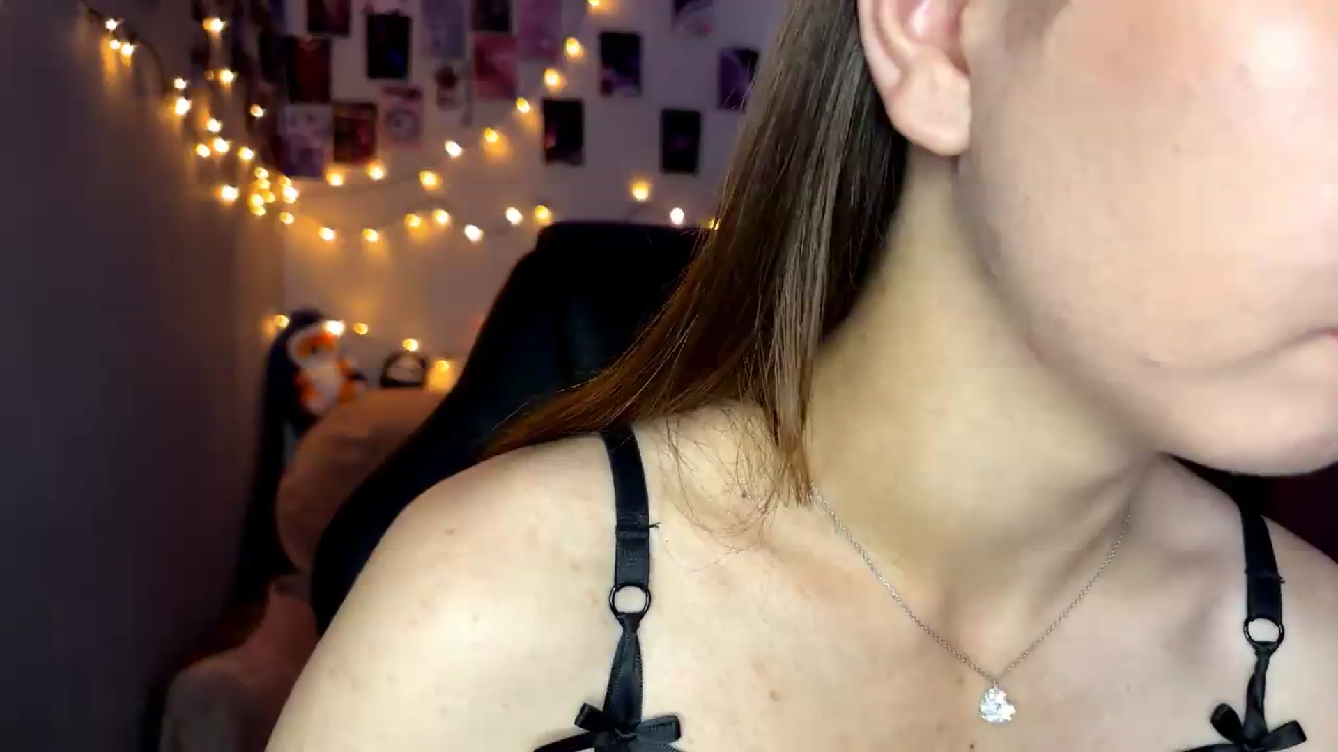 Gallery image thumbnail from LillyyLilith's myfreecams stream on, 07/16/2026, 09:13 image 16 of 20