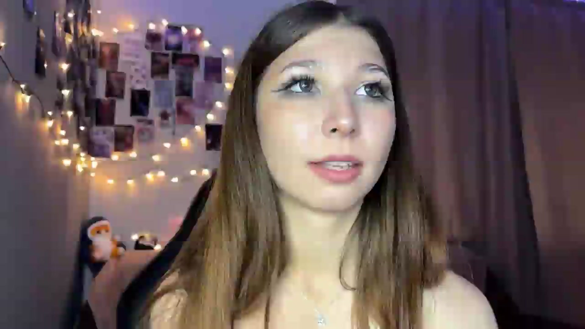 Gallery image thumbnail from LillyyLilith's myfreecams stream on, 07/19/2026, 09:51 image 2 of 20