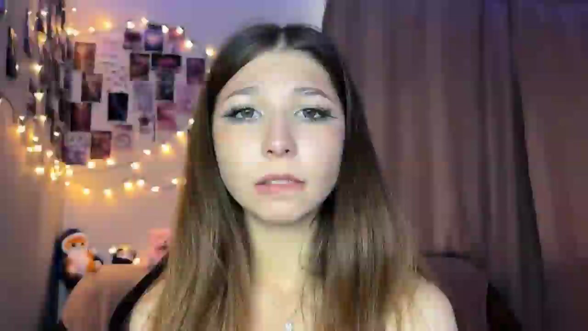 Gallery image thumbnail from LillyyLilith's myfreecams stream on, 07/19/2026, 09:51 image 4 of 20