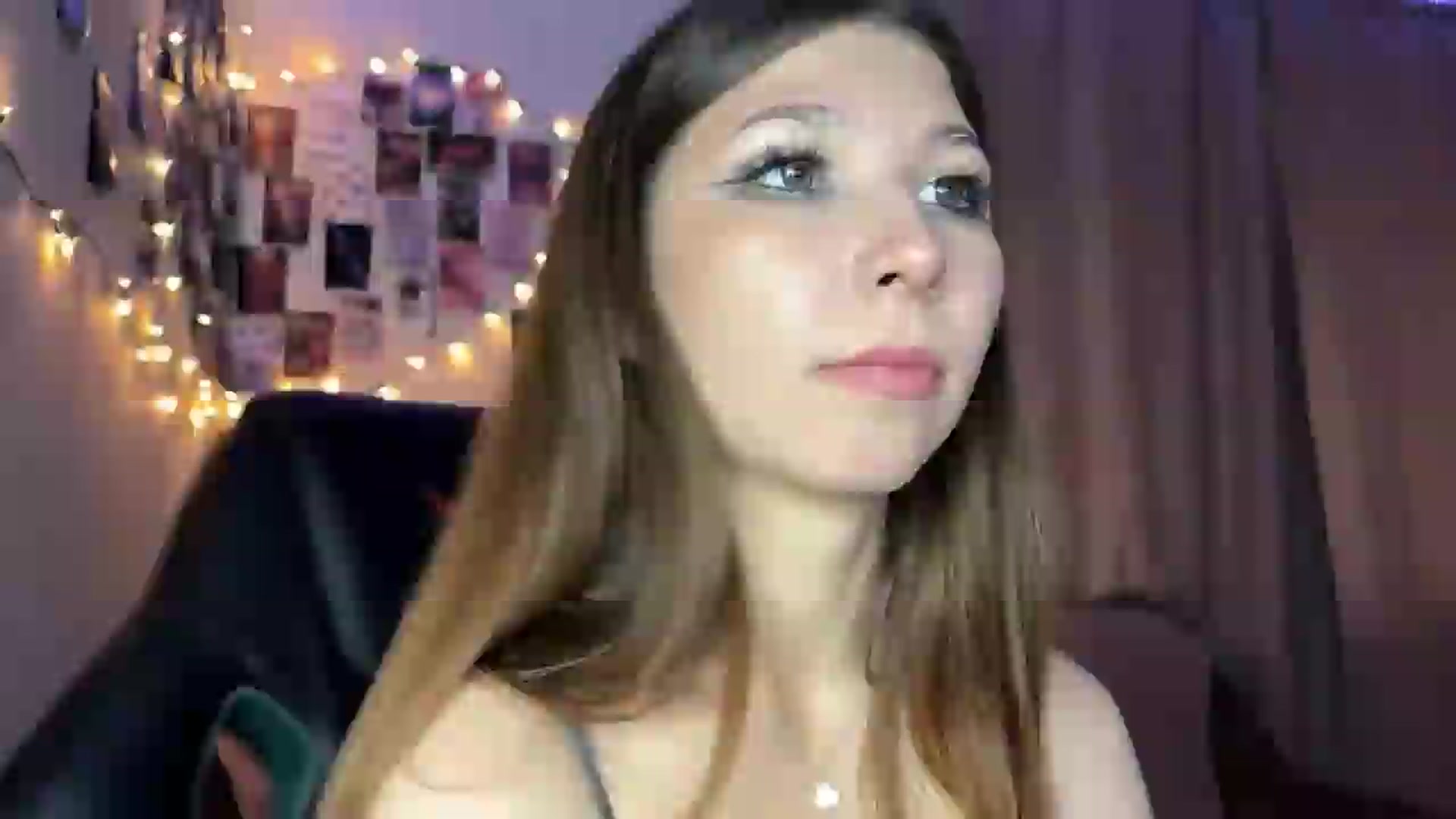 Gallery image thumbnail from LillyyLilith's myfreecams stream on, 07/19/2026, 09:51 image 1 of 20