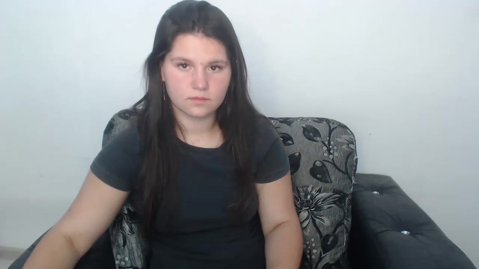 Gallery image thumbnail from Lillyy_sweet's myfreecams stream on, 08/19/2023, 12:36 image 4 of 20