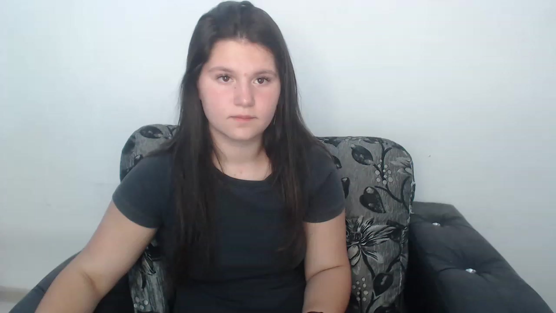 Gallery image thumbnail from Lillyy_sweet's myfreecams stream on, 08/19/2023, 12:36 image 10 of 20
