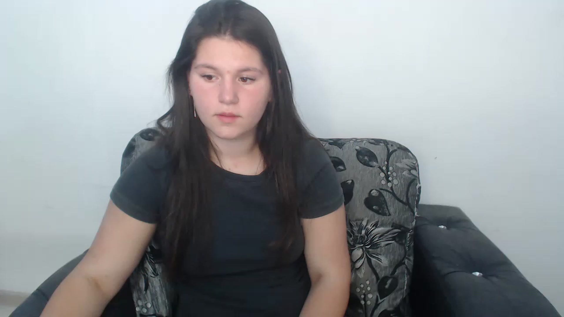 Gallery image thumbnail from Lillyy_sweet's myfreecams stream on, 08/19/2023, 12:36 image 2 of 20