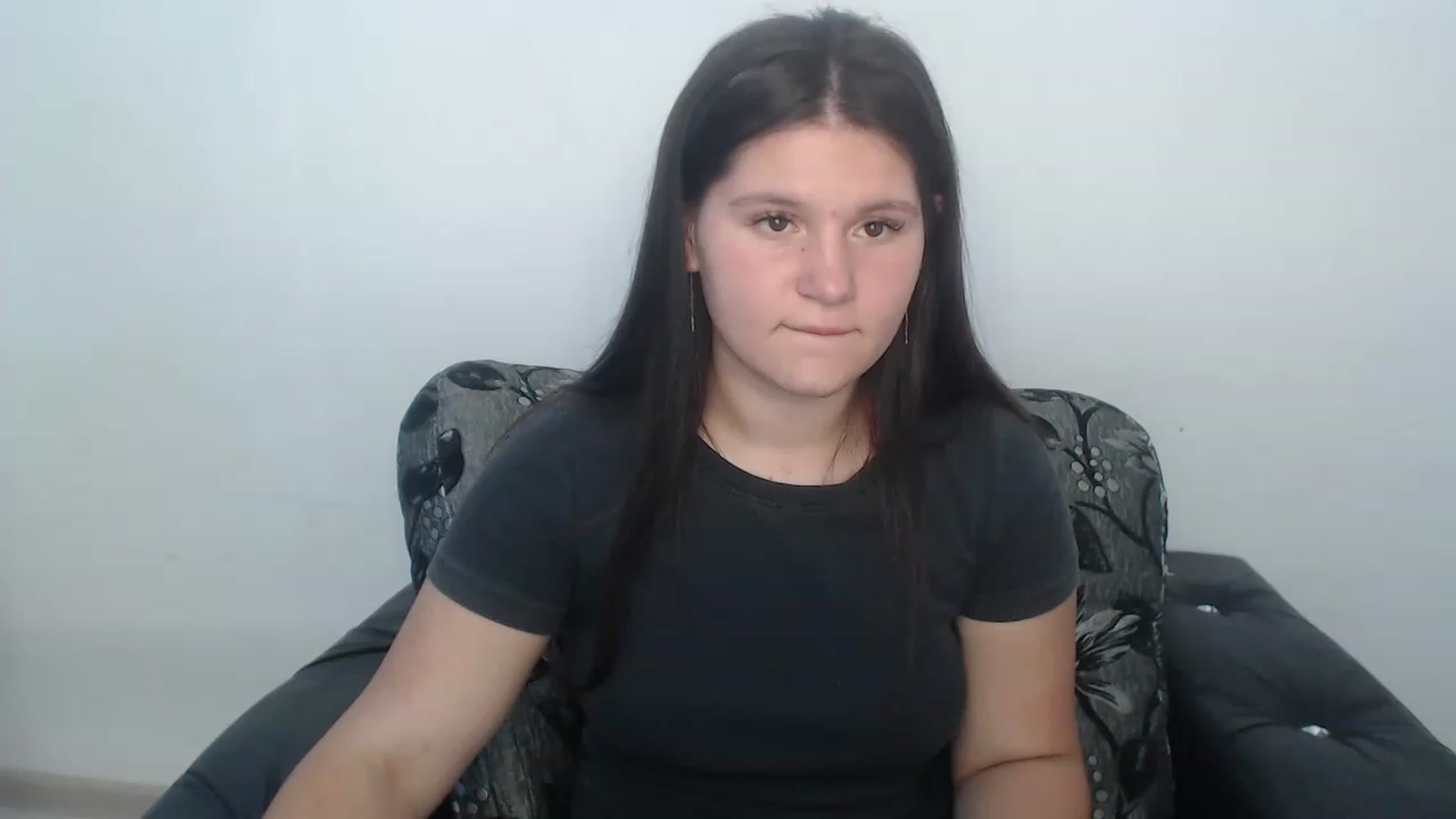 Gallery image thumbnail from Lillyy_sweet's myfreecams stream on, 08/19/2023, 12:56 image 10 of 20
