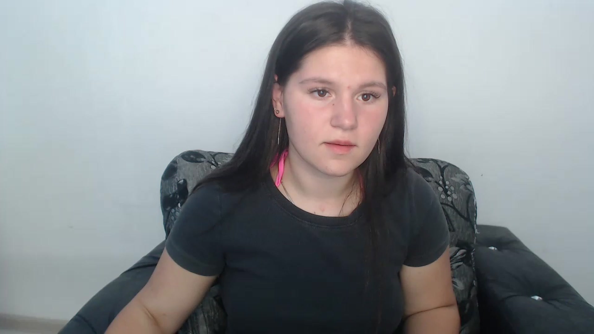 Gallery image thumbnail from Lillyy_sweet's myfreecams stream on, 08/19/2023, 12:56 image 3 of 20