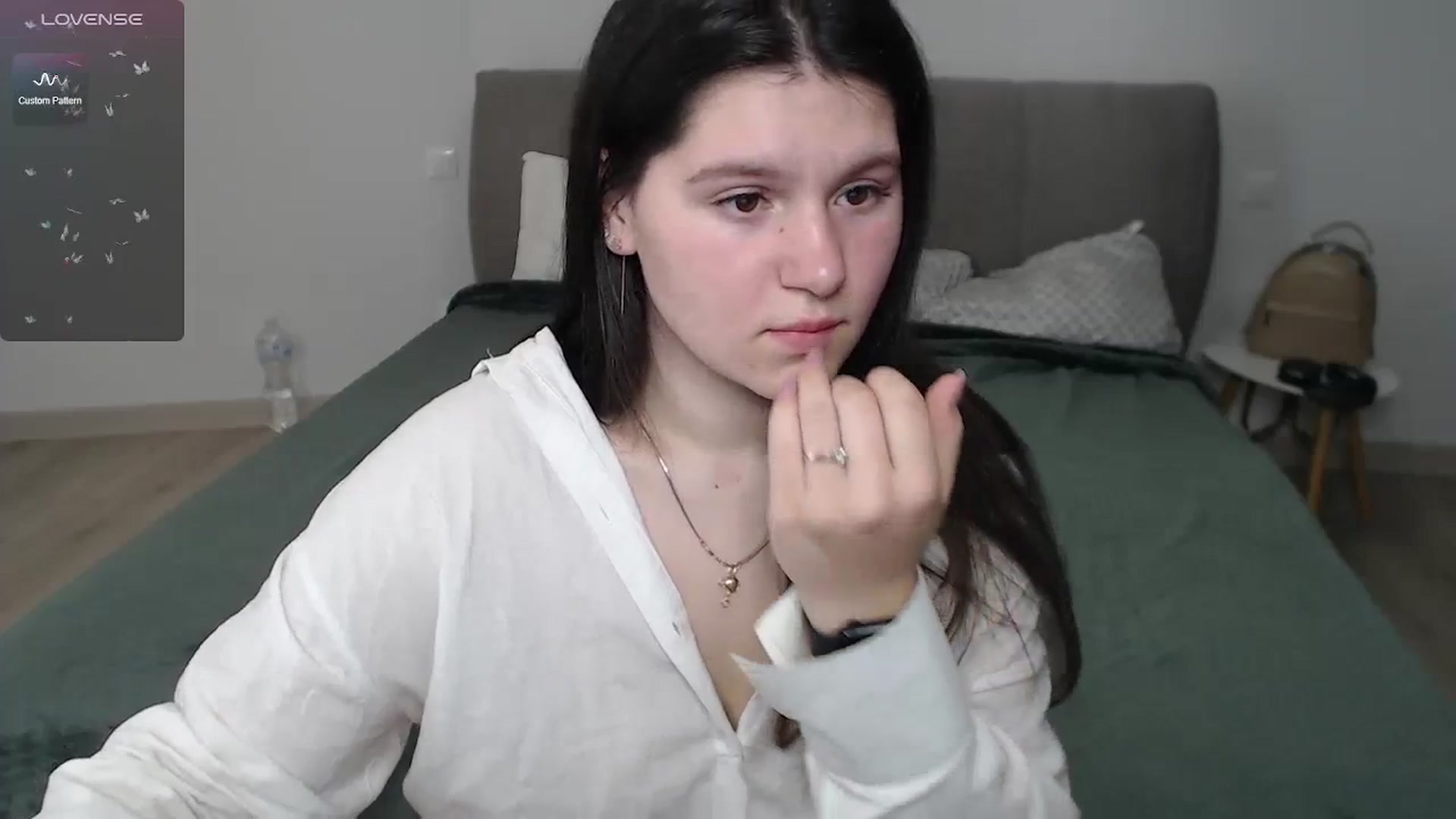 Gallery image thumbnail from Lillyy_sweet's myfreecams stream on, 02/05/2024, 12:18 image 6 of 20