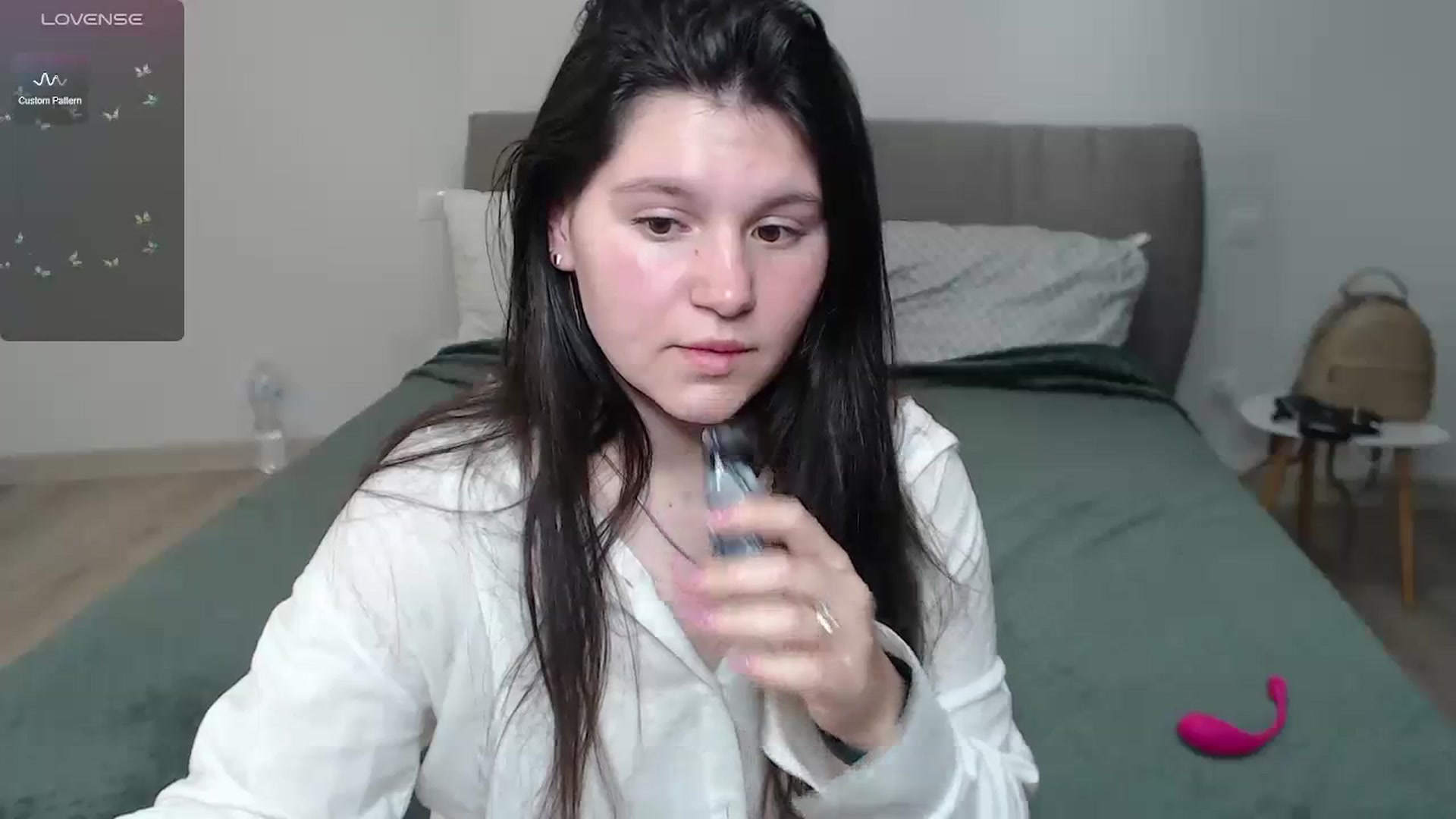 Gallery image thumbnail from Lillyy_sweet's myfreecams stream on, 02/12/2024, 13:40 image 4 of 20