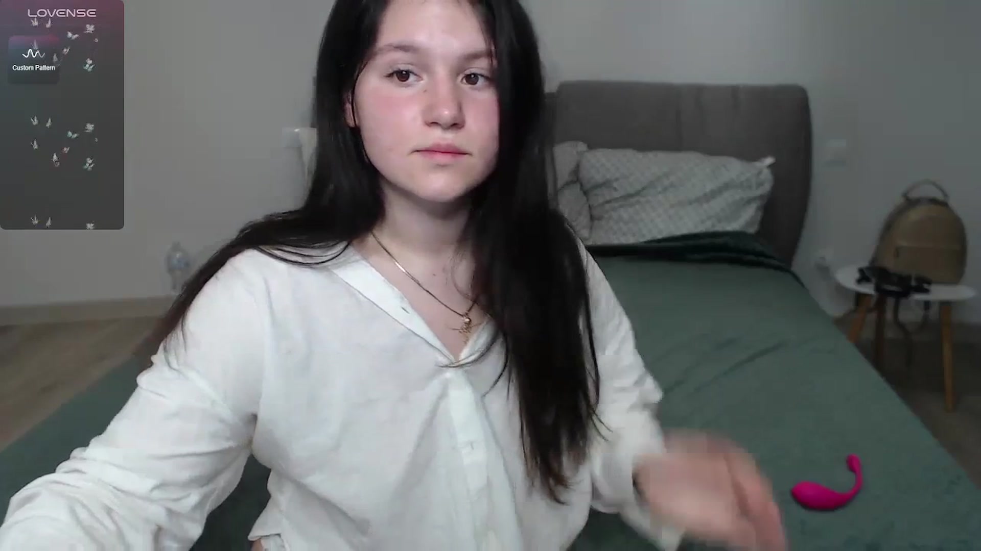 Gallery image thumbnail from Lillyy_sweet's myfreecams stream on, 02/12/2024, 13:40 image 7 of 20