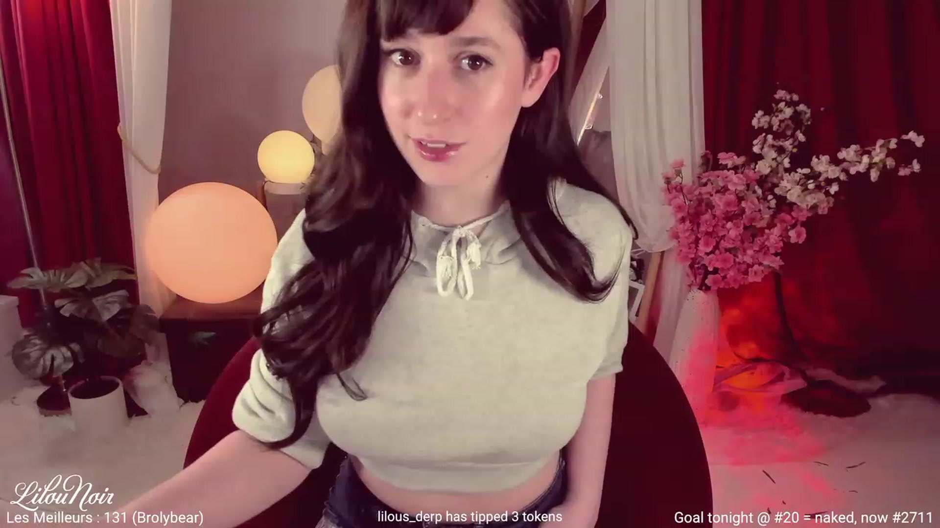 Gallery image thumbnail from LilouNoir's myfreecams stream on, 12/03/2022, 07:35 image 13 of 20