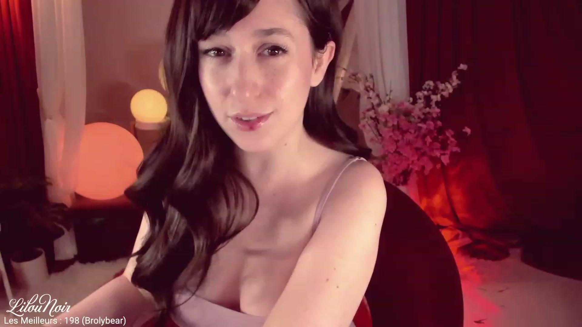 Gallery image thumbnail from LilouNoir's myfreecams stream on, 12/04/2022, 06:44 image 11 of 20