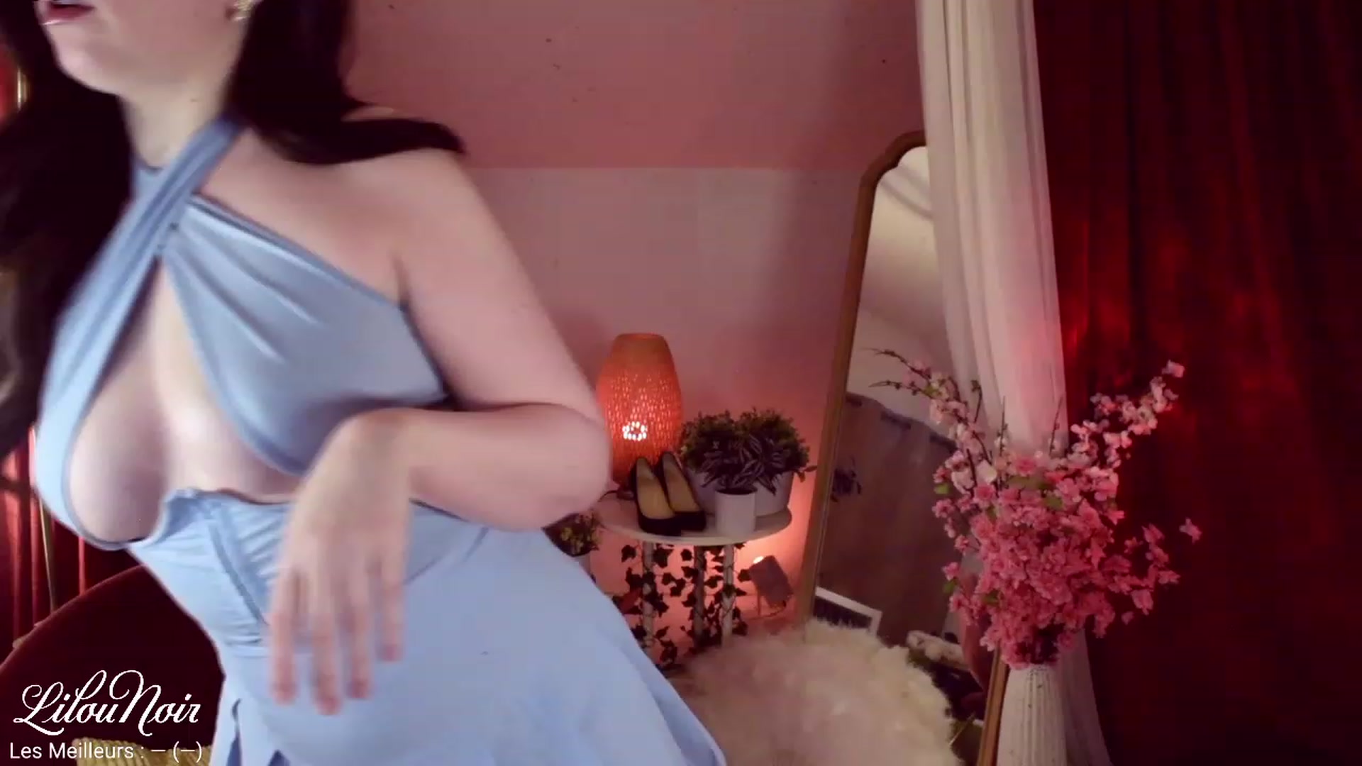 Gallery image thumbnail from LilouNoir's myfreecams stream on, 12/09/2022, 05:12 image 6 of 20