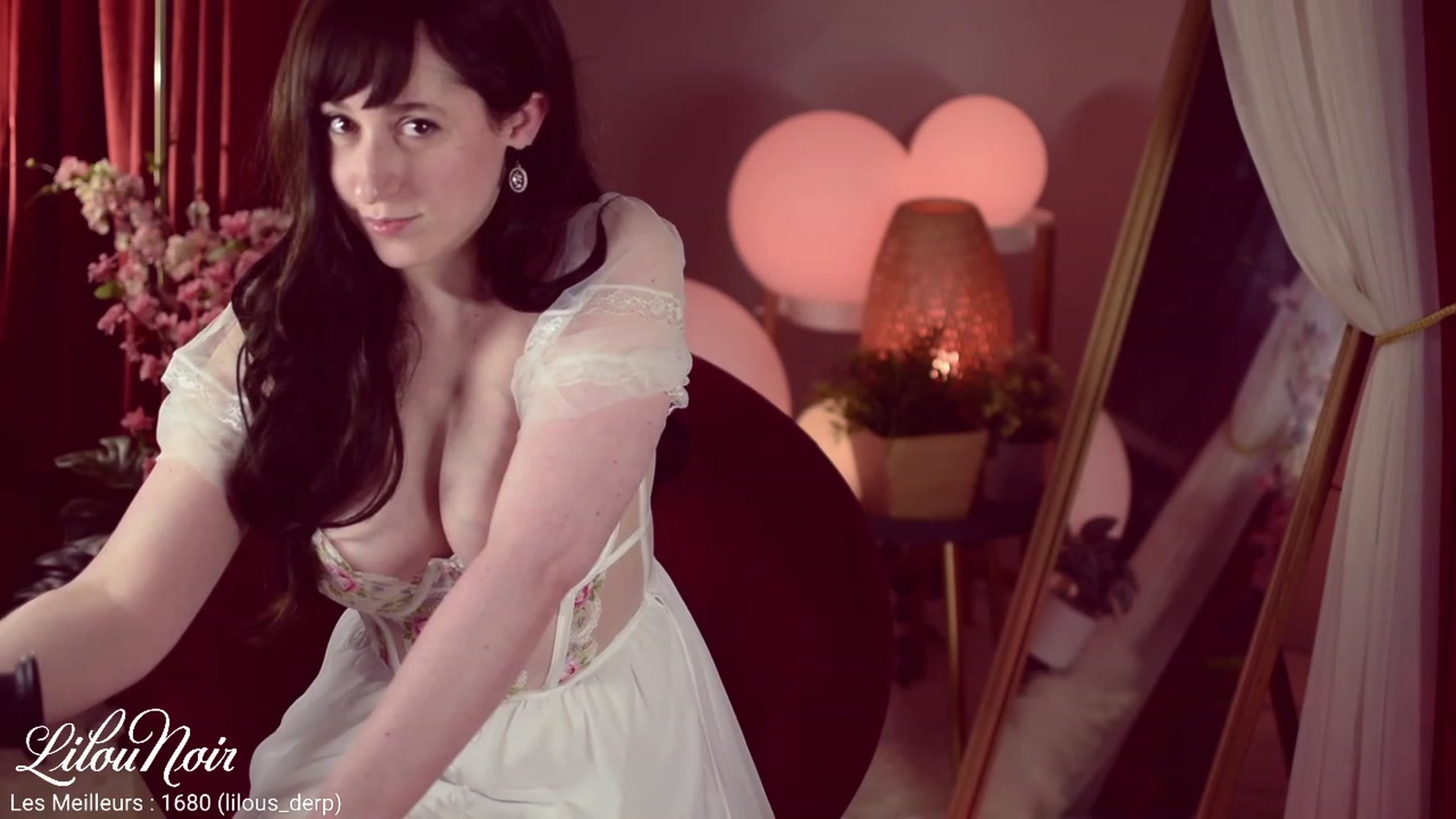 Gallery image thumbnail from LilouNoir's myfreecams stream on, 12/10/2022, 08:25 image 11 of 20
