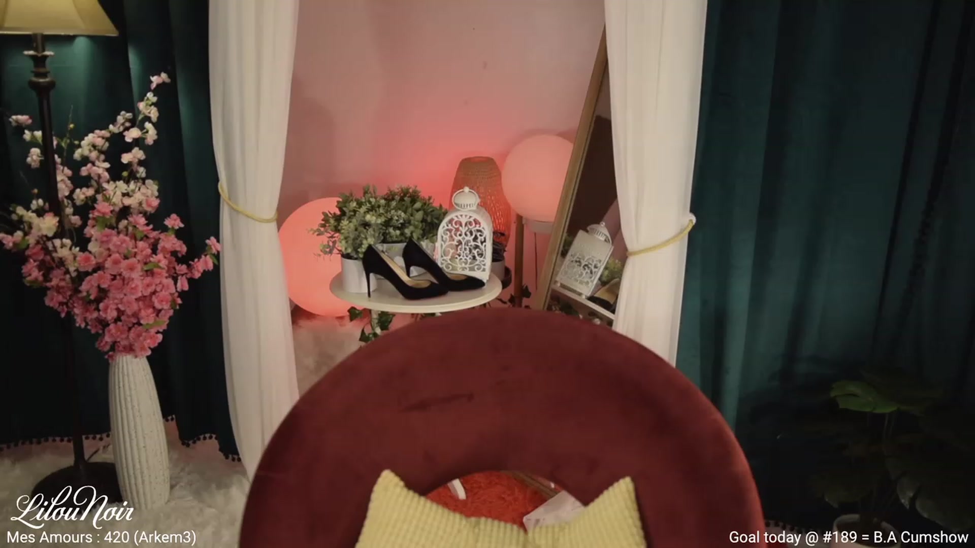 Gallery image thumbnail from LilouNoir's myfreecams stream on, 07/22/2023, 06:44 image 16 of 20