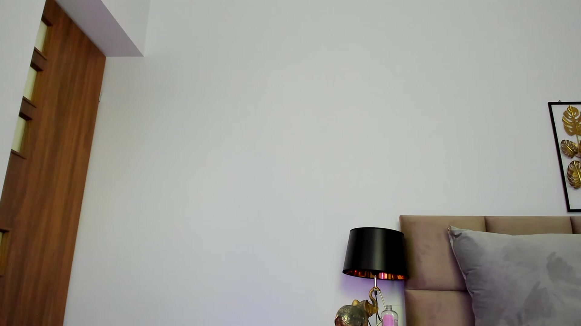 Gallery image thumbnail from Lilou_kat's myfreecams stream on, 07/06/2023, 13:55 image 10 of 20