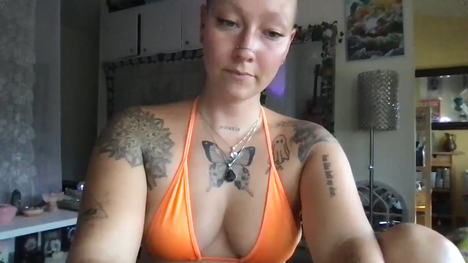Gallery image thumbnail from Lilpeachy's myfreecams stream on, 08/22/2023, 24:32 image 11 of 20