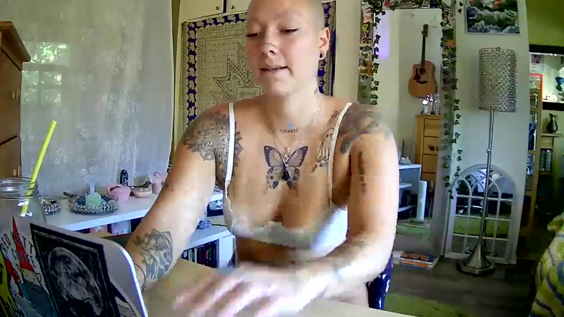 Gallery image thumbnail from Lilpeachy's myfreecams stream on, 08/22/2023, 22:45 image 20 of 20