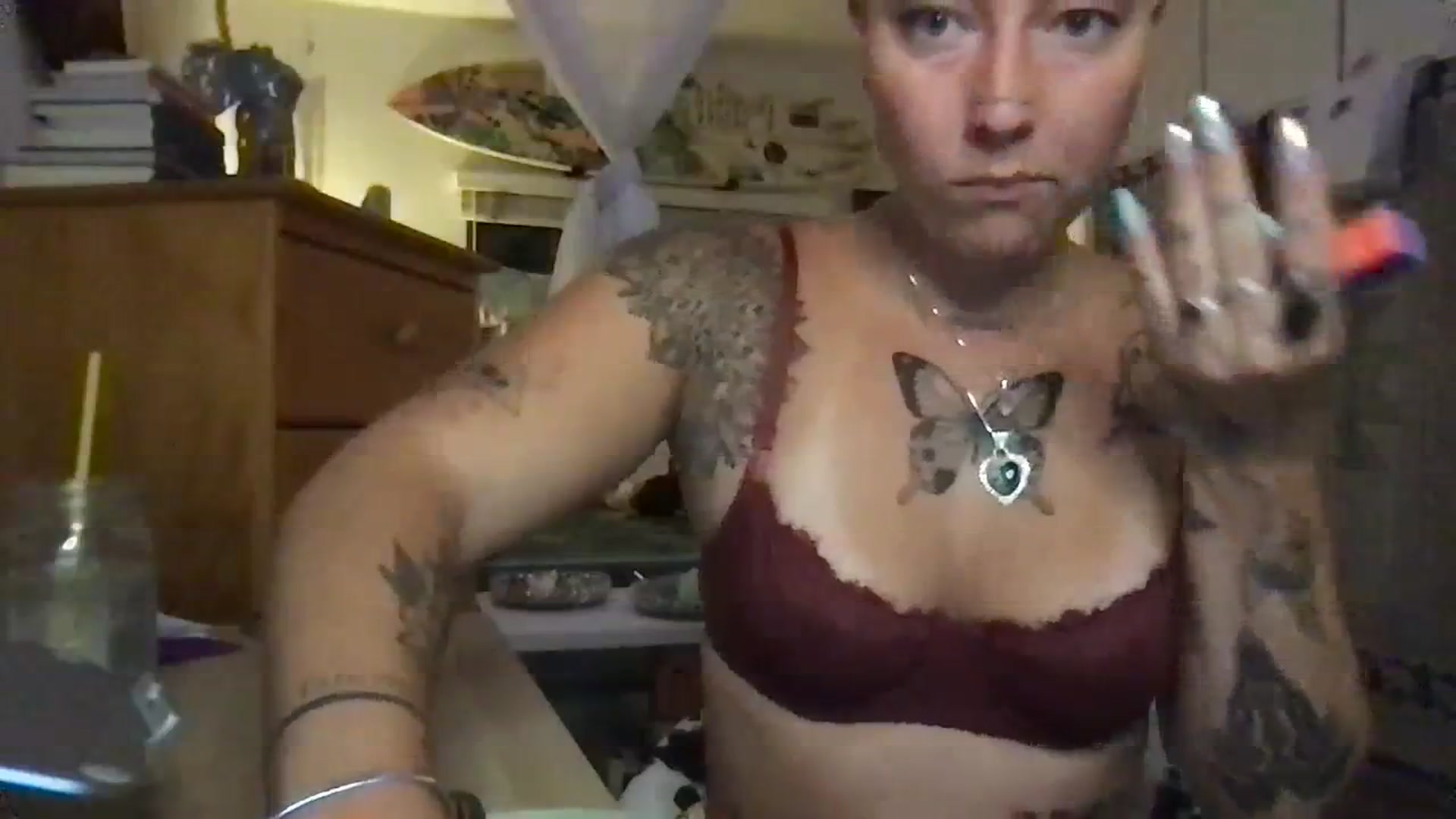 Gallery image thumbnail from Lilpeachy's myfreecams stream on, 09/06/2023, 02:17 image 17 of 20