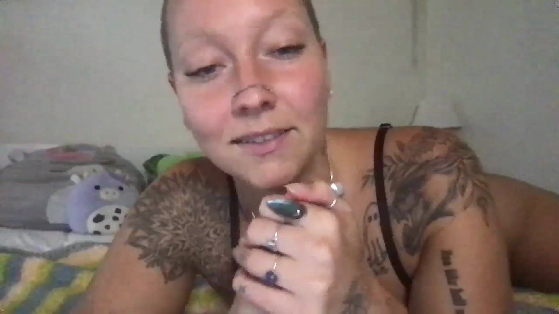 Gallery image thumbnail from Lilpeachy's myfreecams stream on, 09/20/2023, 20:02 image 3 of 20