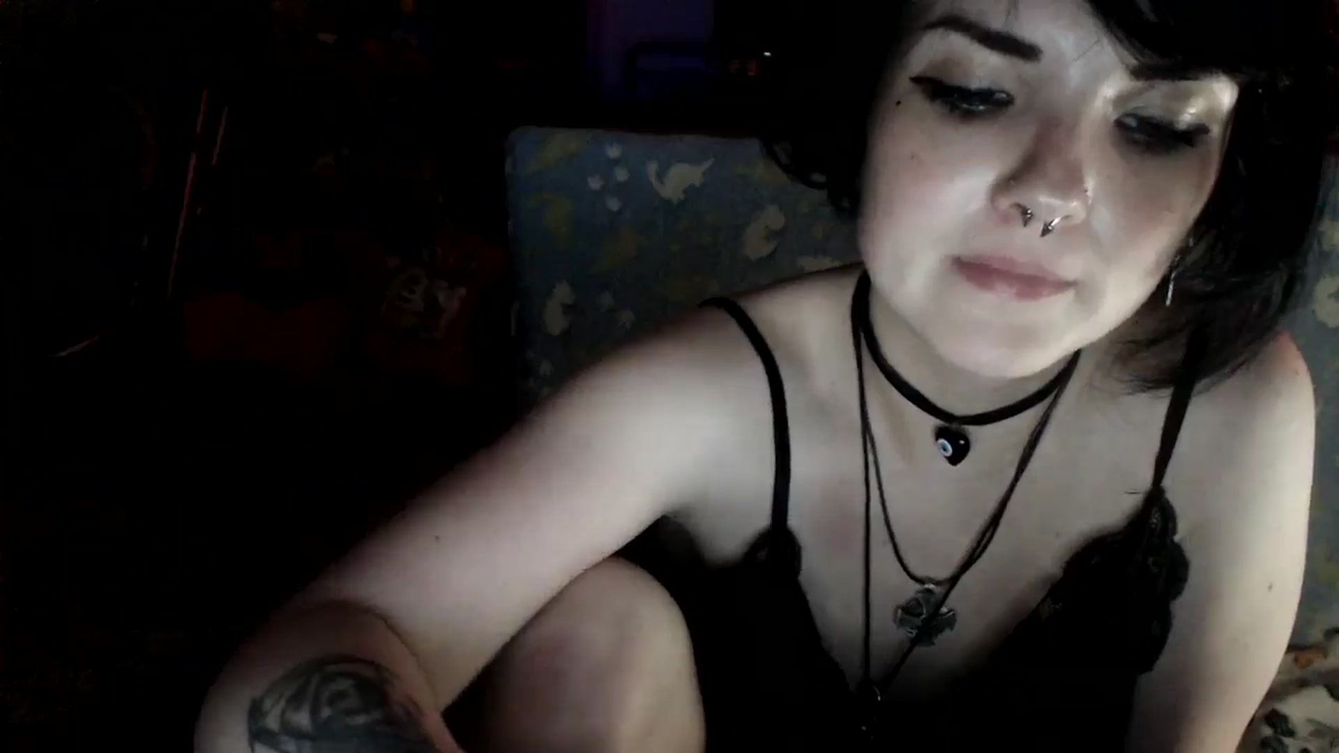 Gallery image thumbnail from Lilskyybby's myfreecams stream on, 09/03/2025, 07:46 image 16 of 20